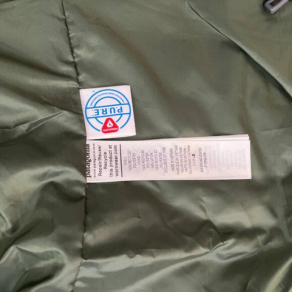 New Patagonia Nano Puff Vest TORREY Pine Green Men’s Size S Small TPGN Fall 2024 - Picture 5 of 6
